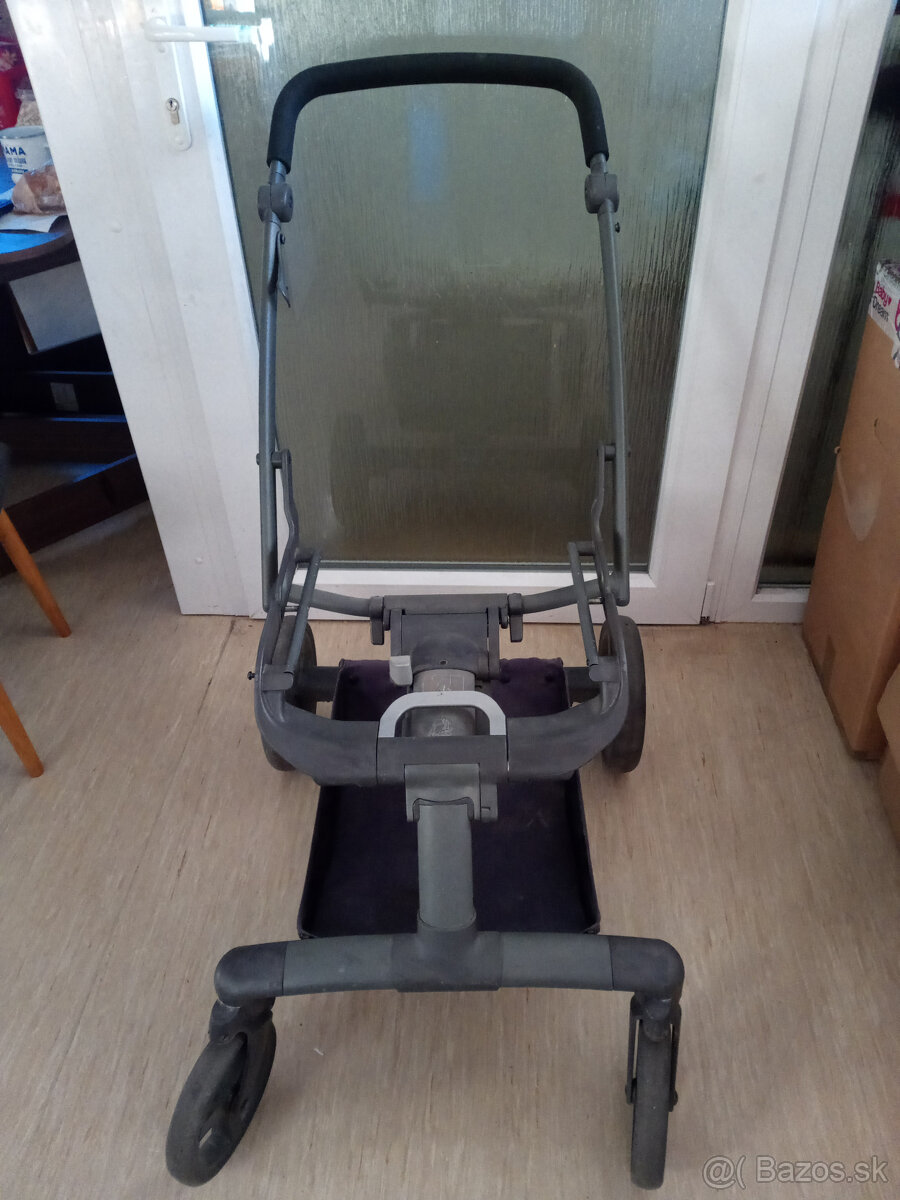 Športový kočík Inglesina QUAD + vajíčko so základňou - 12