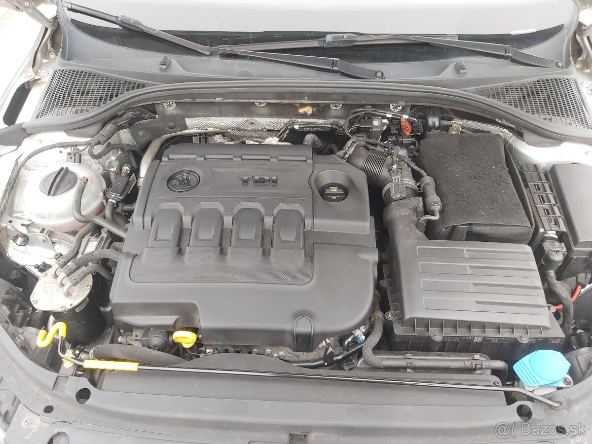 Škoda Octavia Combi 1.6 TDI 110k Ambition DSG - 12