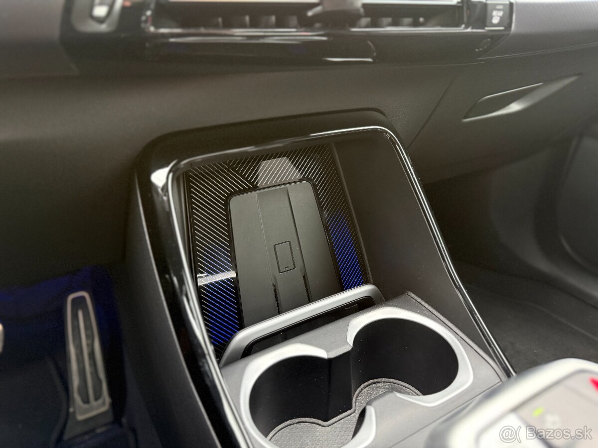 BMW X1 sDrive 18d A/T Odpočet DPH - 12