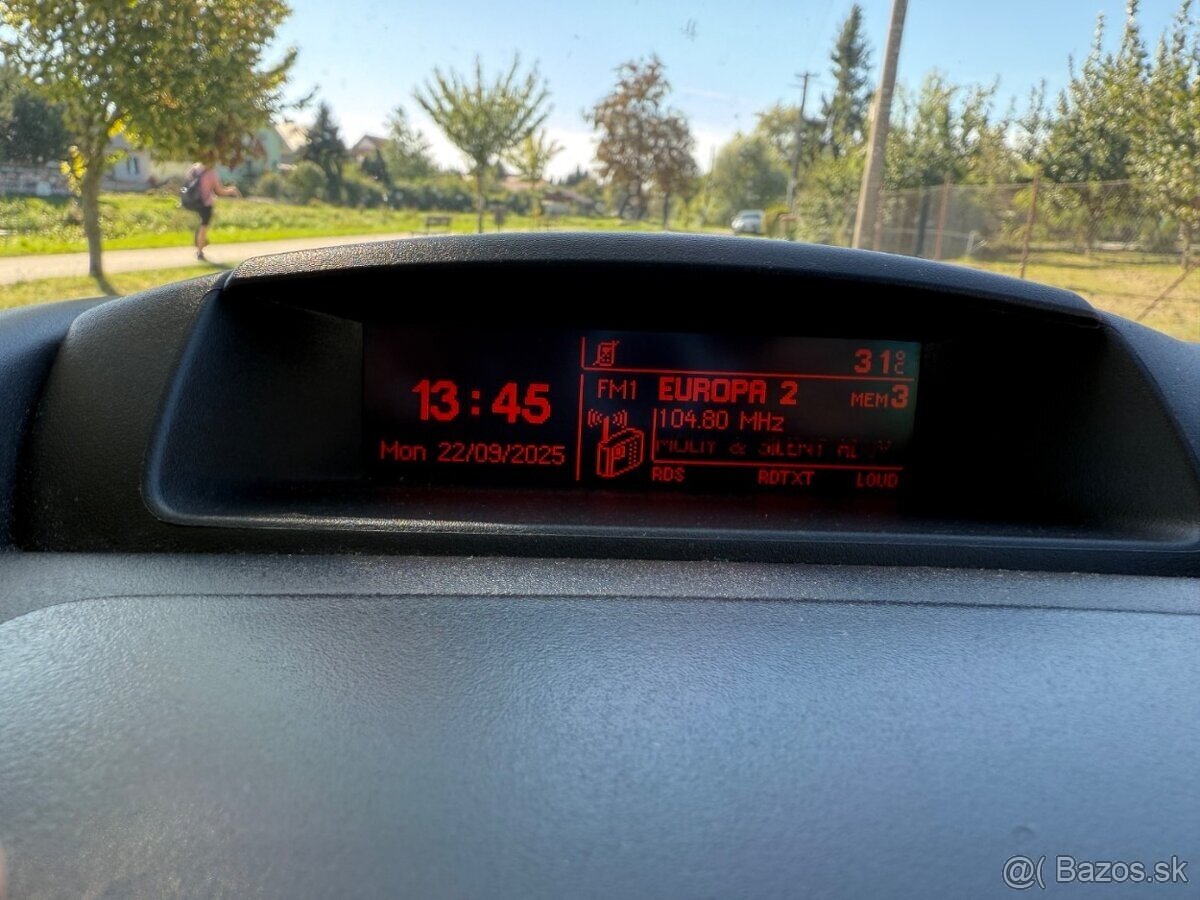 Peugeot Partner Teepee 1.6HDi - 12