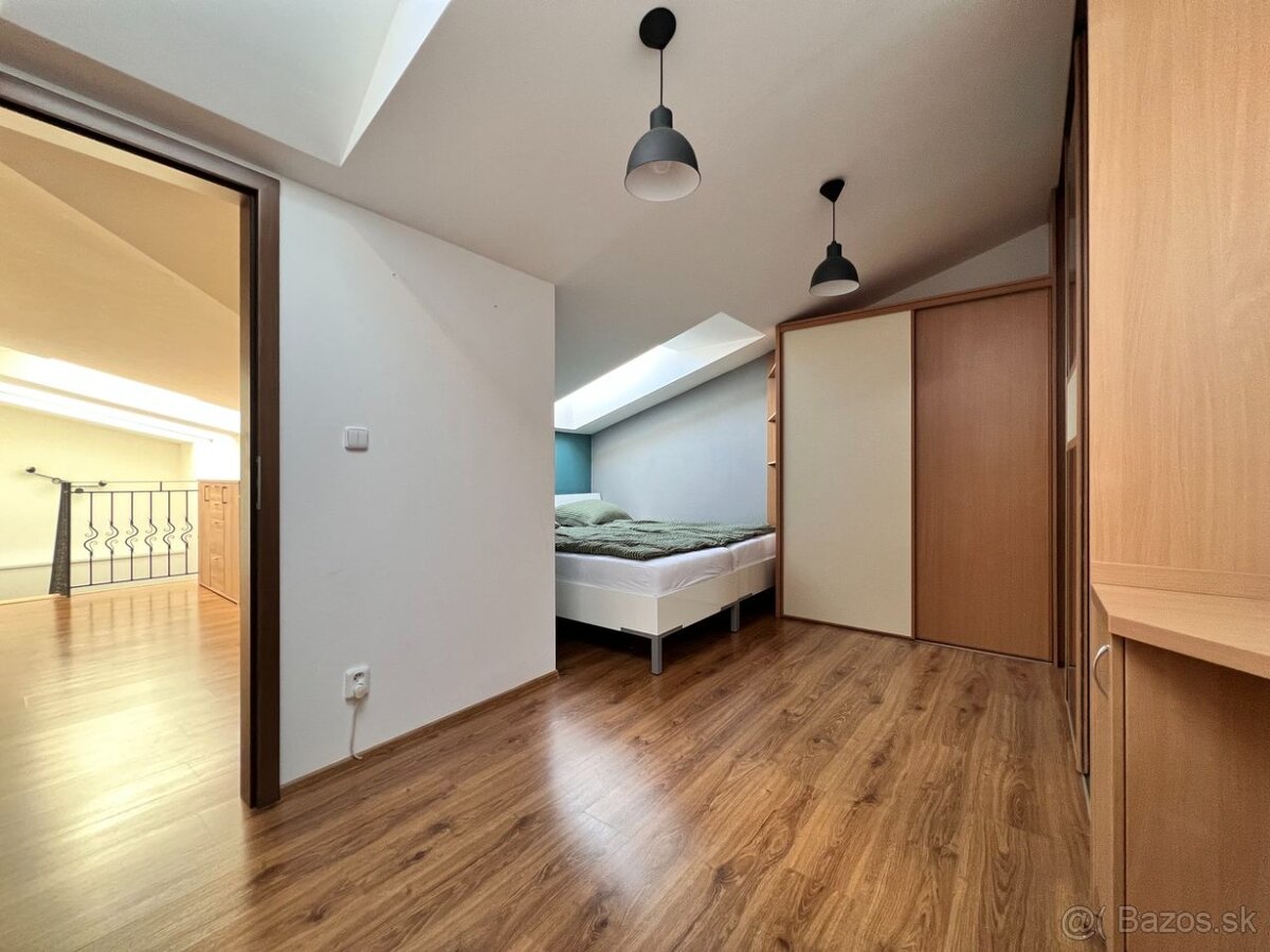 Prenájom 3 izbového zariadeného mezonetu s parkovaním - 12