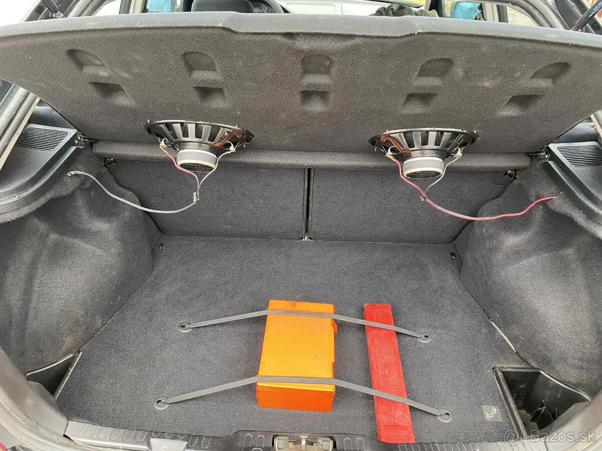 Predám BMW e36 316i compact - 12