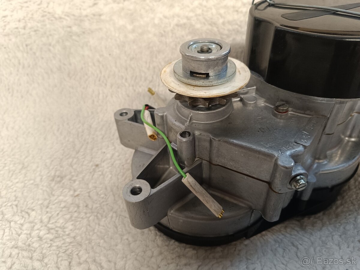 NOVÝ - motor babetta 210 , uloženka - 12