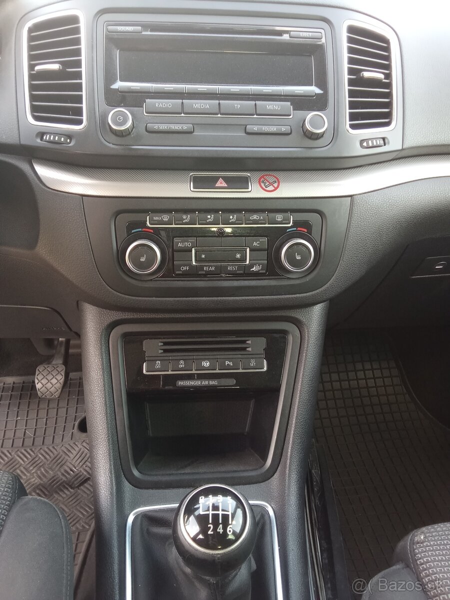 VOLKSWAGEN SHARAN 2.0 TDi r.v 2012 - 12