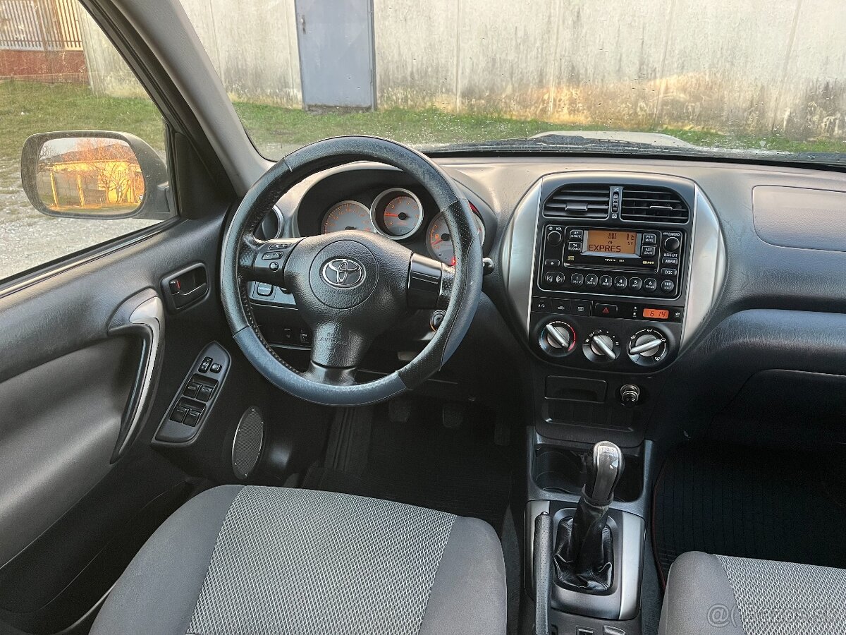Toyota Rav4 2.0 D-4D 4X4 4WD - 12