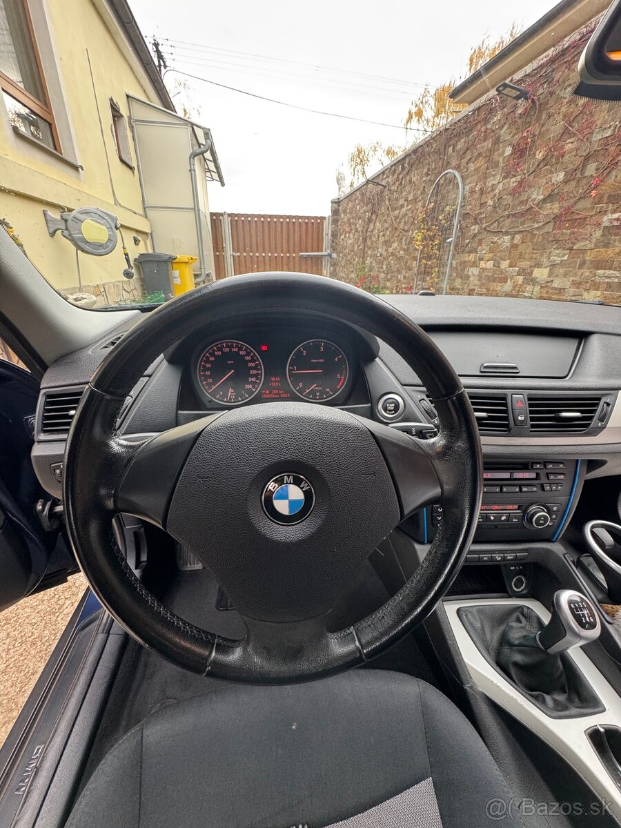 BMW X1 E84 Xdrive 18d - 12