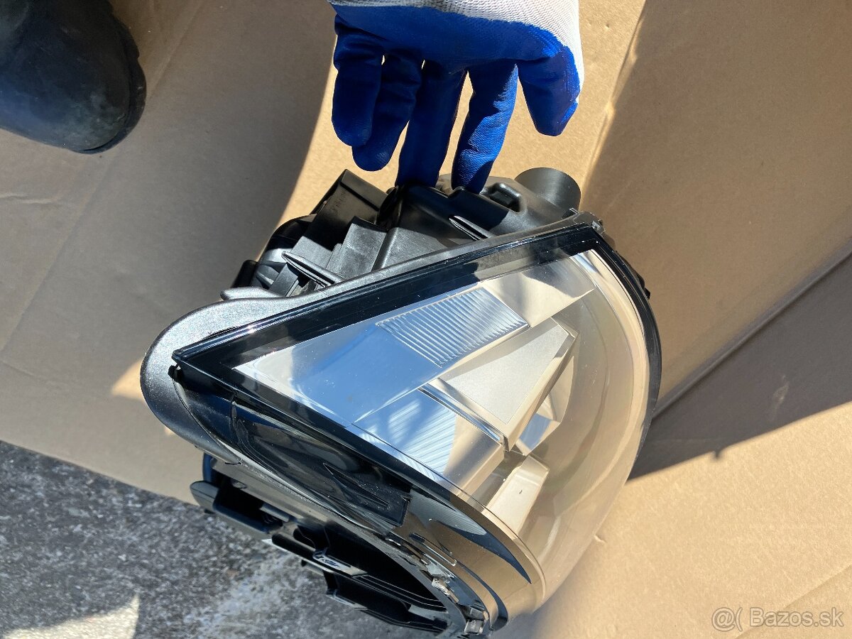 predni svetla vw transporter t6.1 20- levy pravy - 12