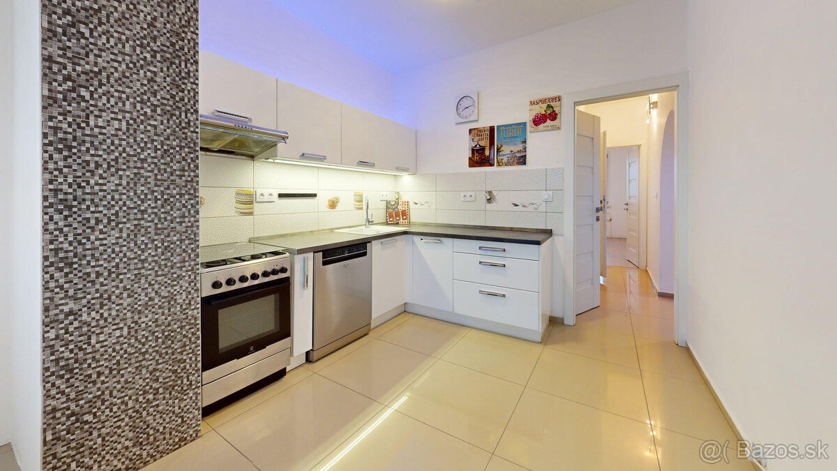 🏆 TOP MAKLÉR ponúka 3-izbový byt na Budatínskej 77 – 8. posc - 12