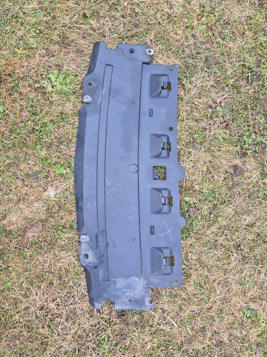 Predny naraznik Citroen C5 II - 12