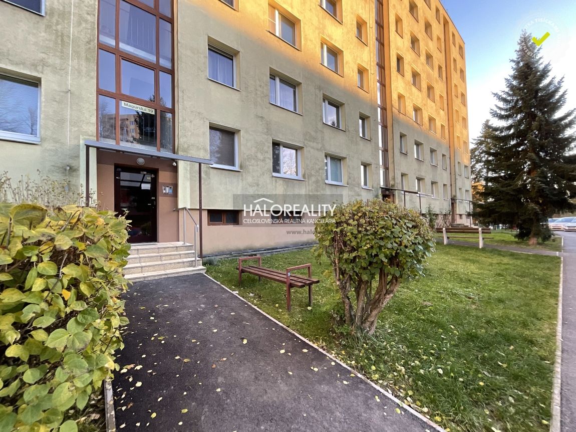 HALO reality - Predaj, trojizbový byt Banská Bystrica, Sásov - 12