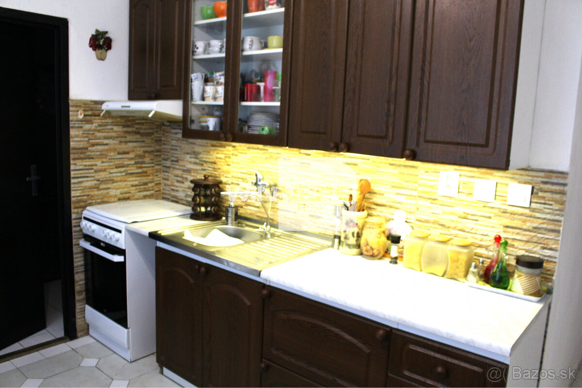 REZERVOVANÉ - Predaj 4 izb. byt 94 m2 s 2 lodžiami, 2.p.- Tr - 12