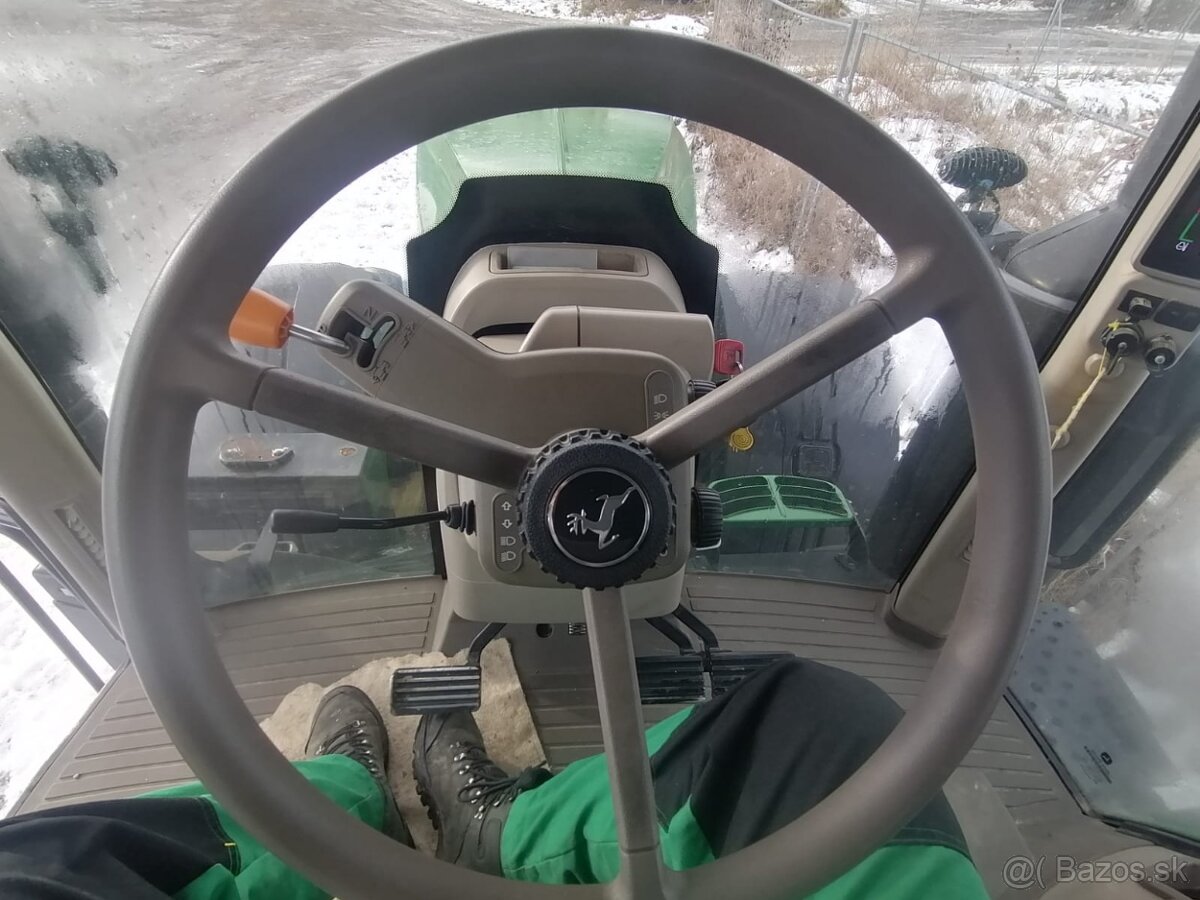 John Deere 7230R - 12