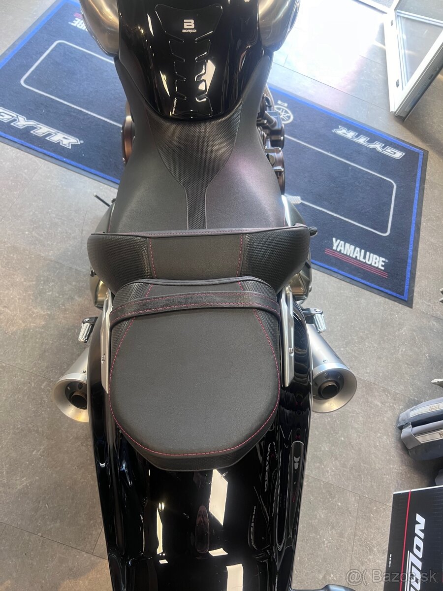 Yamaha V-MAX 1700 - 12