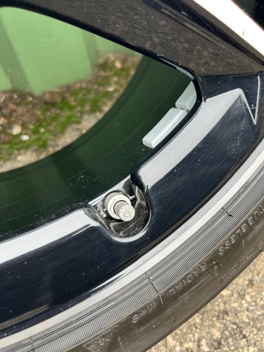 Zimna sada elektróny Mercedes 5x112 , r18 - 12