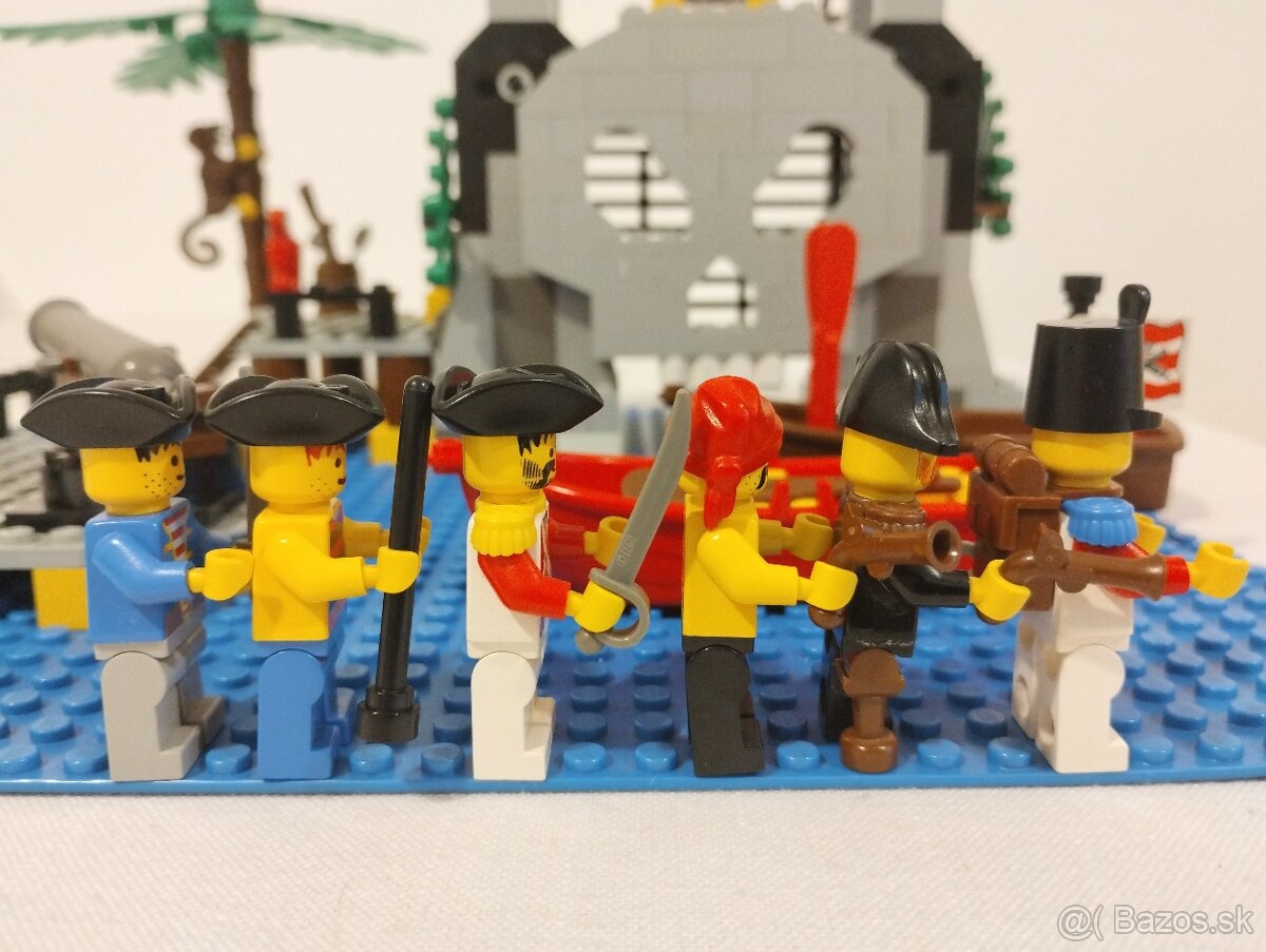 LEGO Pirates 6279 Skull Island - 12