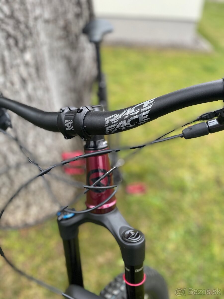 Kellys Swag 30, garnet red veľ. L - 12