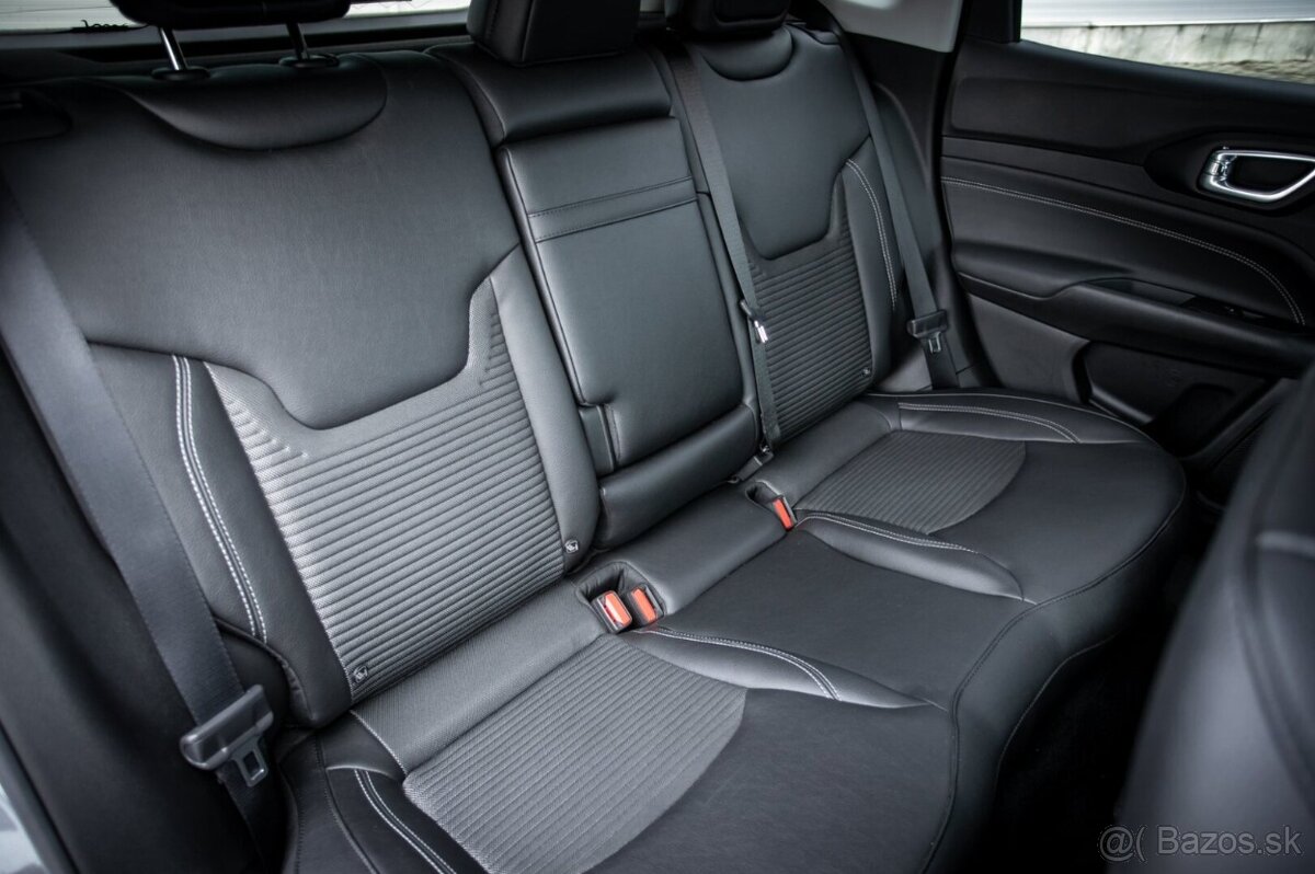 Jeep Compass 1.5 e-Hybrid Night Eagle, 96kW, AT7 - 12