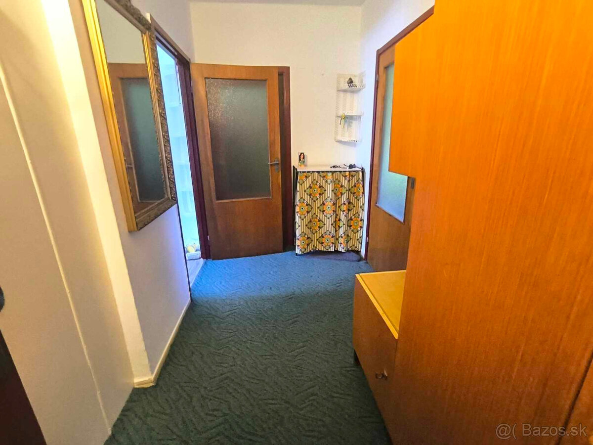 ‼️ BYT NA PREDAJ, BÁNOVCE NAD BEBRAVOU - SÍDLISKO SEVER ( 3 - 12