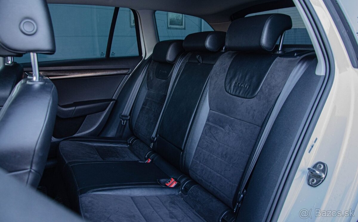 Škoda Octavia Combi SCOUT 2.0 TDI DSG 4x4 - 12