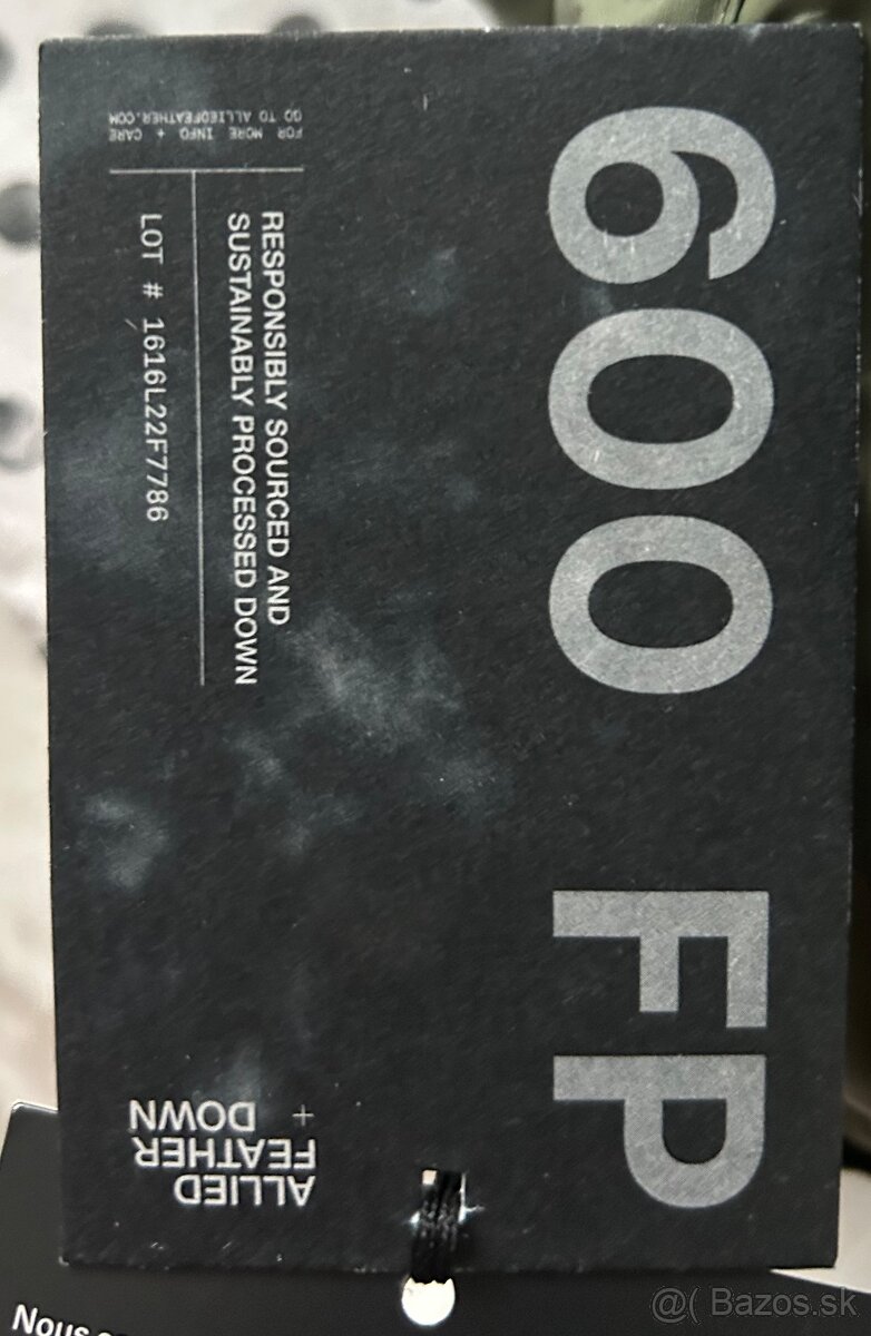 Zimna bunda Peak Performance L - 12