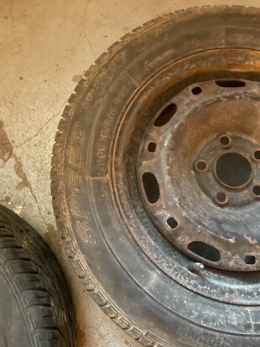 Predám originál Volkswagen plechové disky R14 - 12