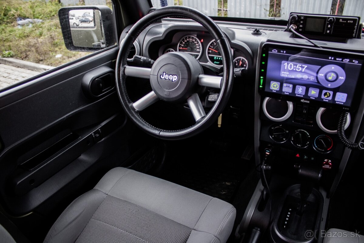 Jeep Wrangler 3.8 V6 - 12