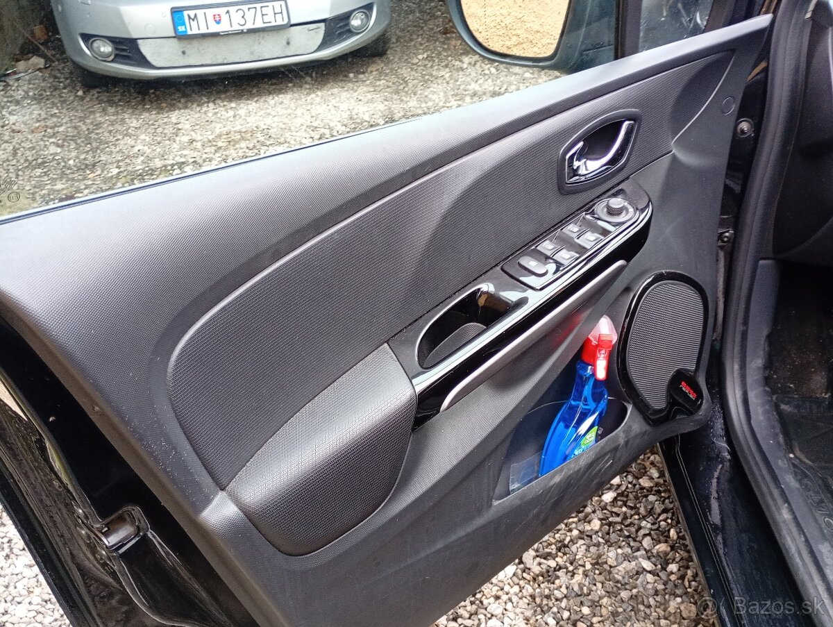 Predám Renault Clio 1.2 16v.54kw - 12