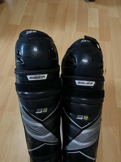 Hokejová výstroj (Nutný rýchly predaj) - 12