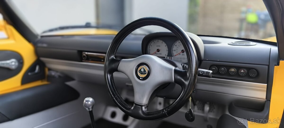 Lotus Elise S1 RHD - 12