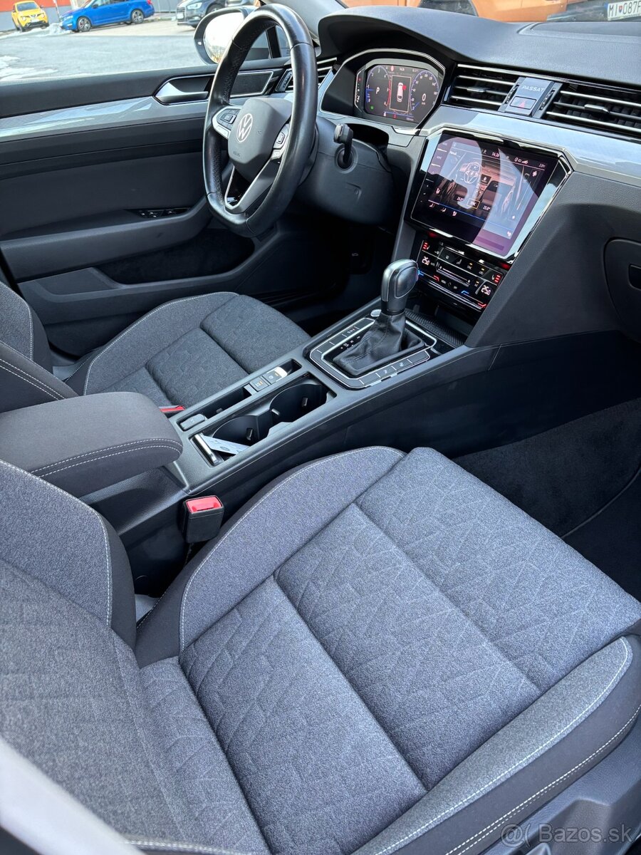 Volkswagen Passat Variant 110KW EVO TDI/7AT DSG - 12