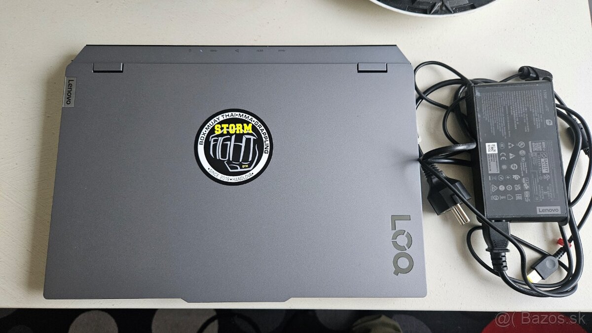 Herný notebook Lenovo - aj vymením - 12