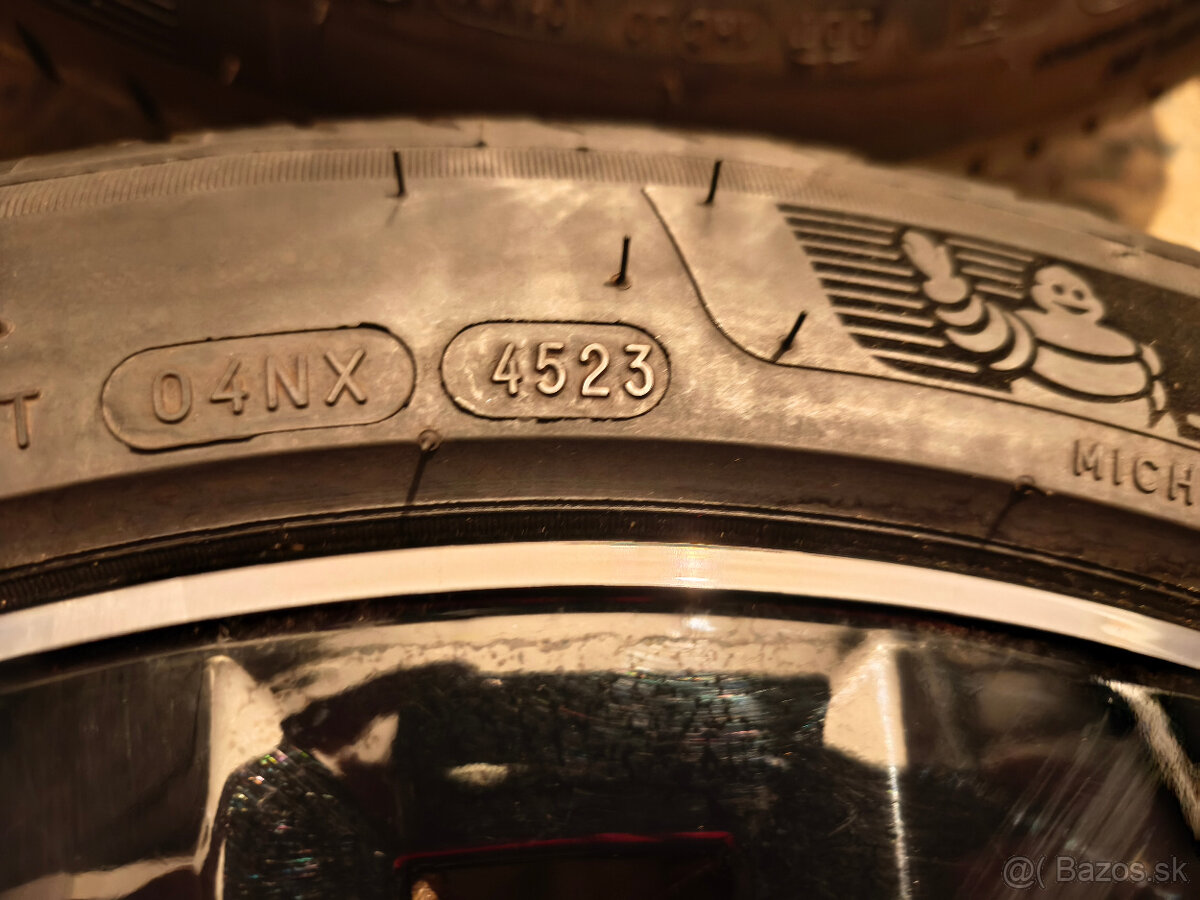 NOVÁ SADA - Mercedes C W206 - 18" letná dvojrozmer - 12