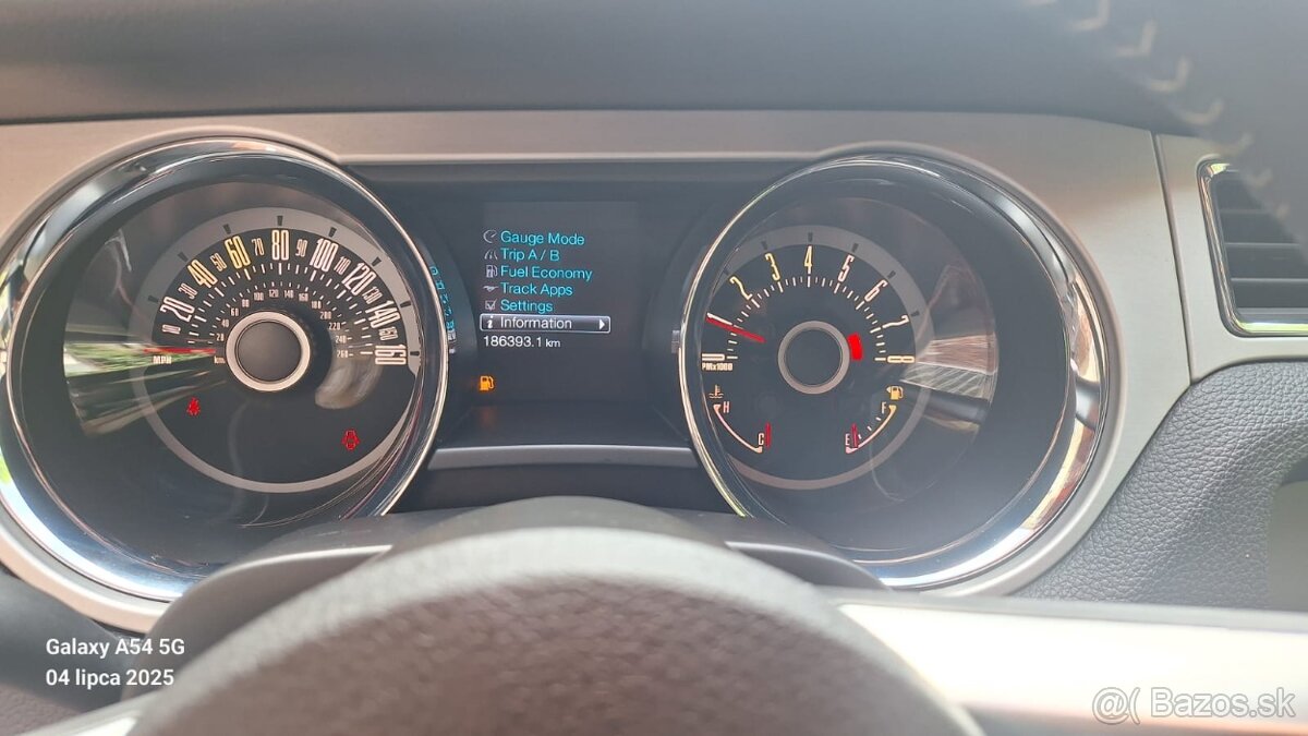 FORD MUSTANG 3.7 PREMIUM AUTOMAT KOURZ - 12