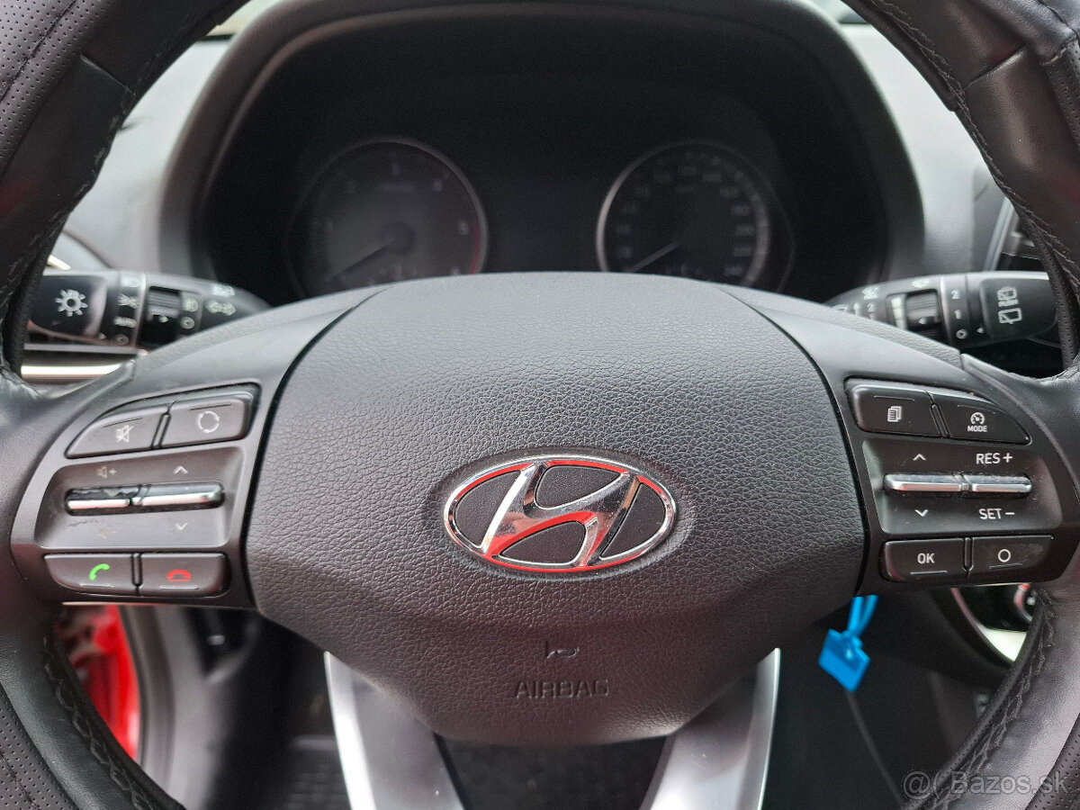 HYUNDAI i30 1,6 CRDi r.v. 2018 - 12