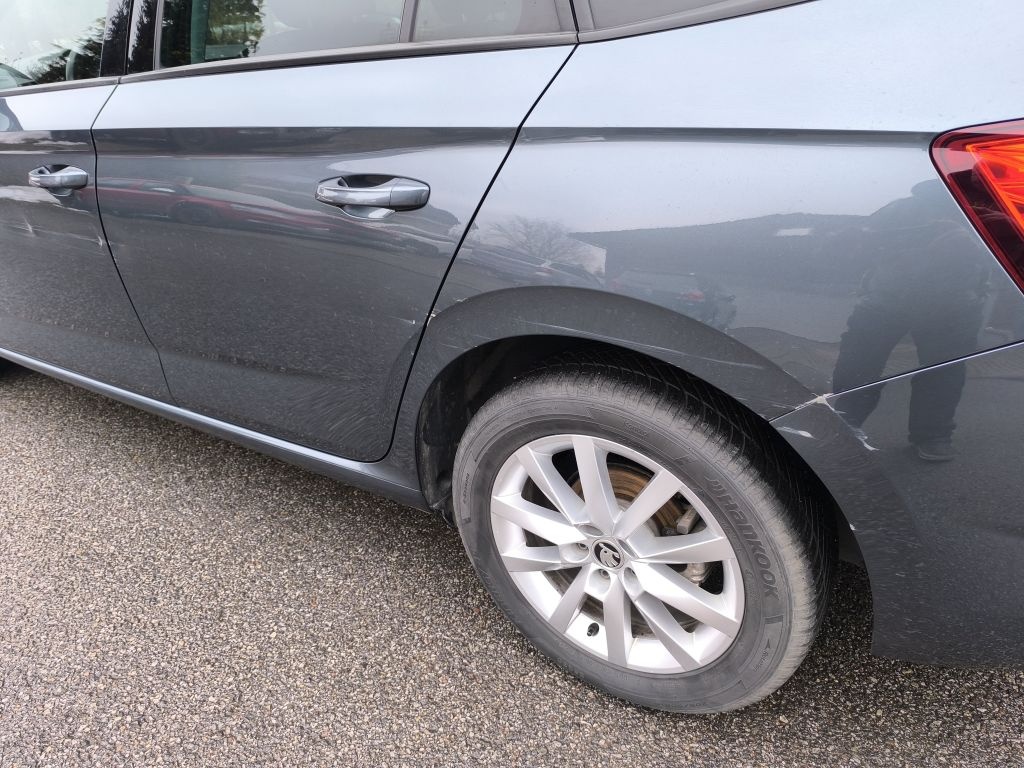 ŠKODA SCALA 1.0 TSi-Ambition 52tis km - 12