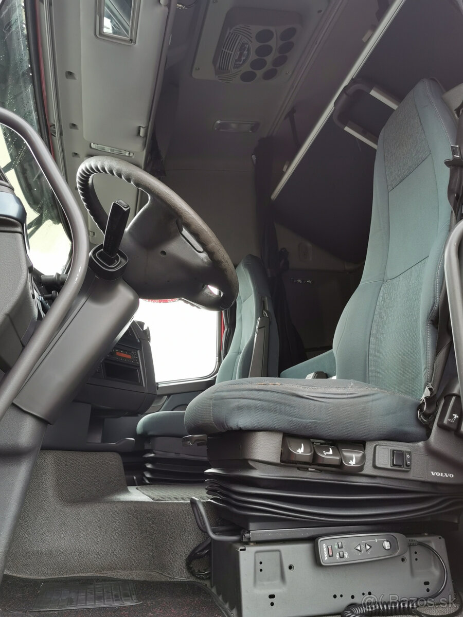 Prodám tahač návěsů VOLVO FH13 420 42T EEV - 12