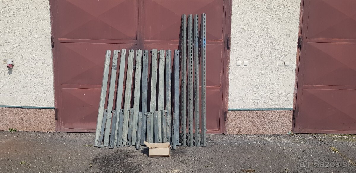 Montovací regál - 12