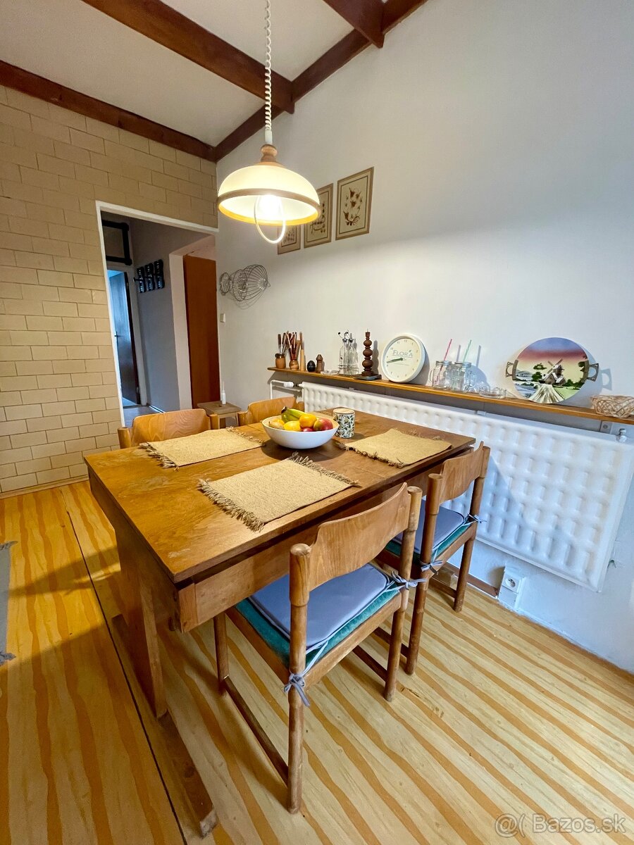 Prenájom 4-izbového bytu na sídlisku Zapotôčky v Prievidzi - 12