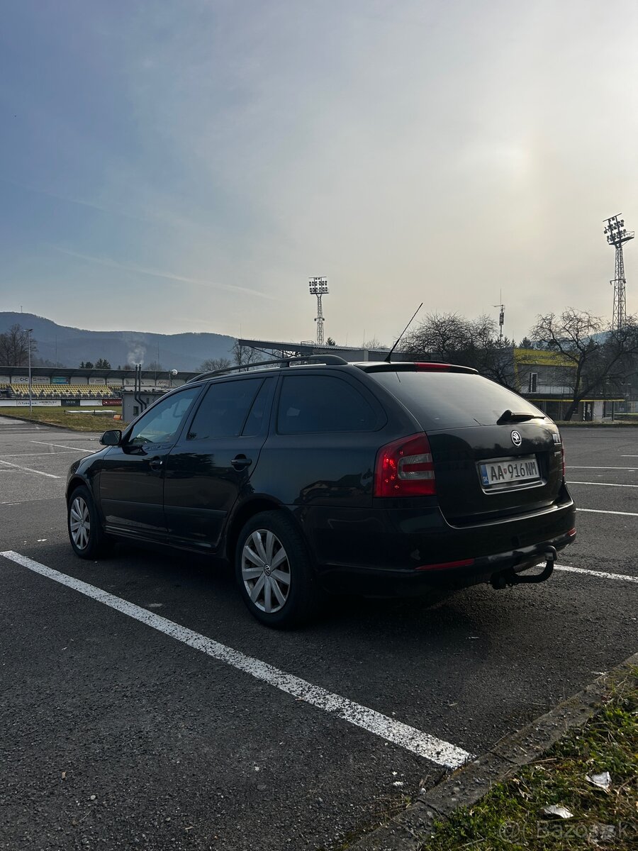 Škoda Octavia 2 1.9 TDi - 12