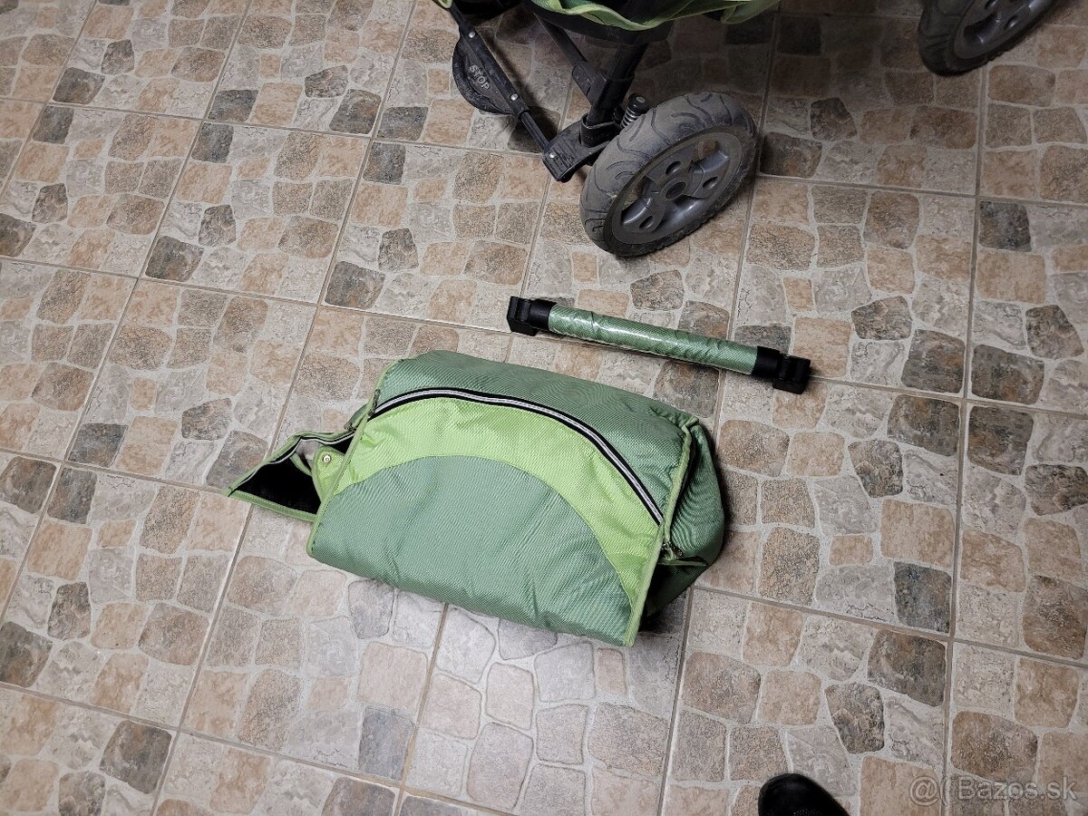 Predám detský kočík s plnou výbavou - 12