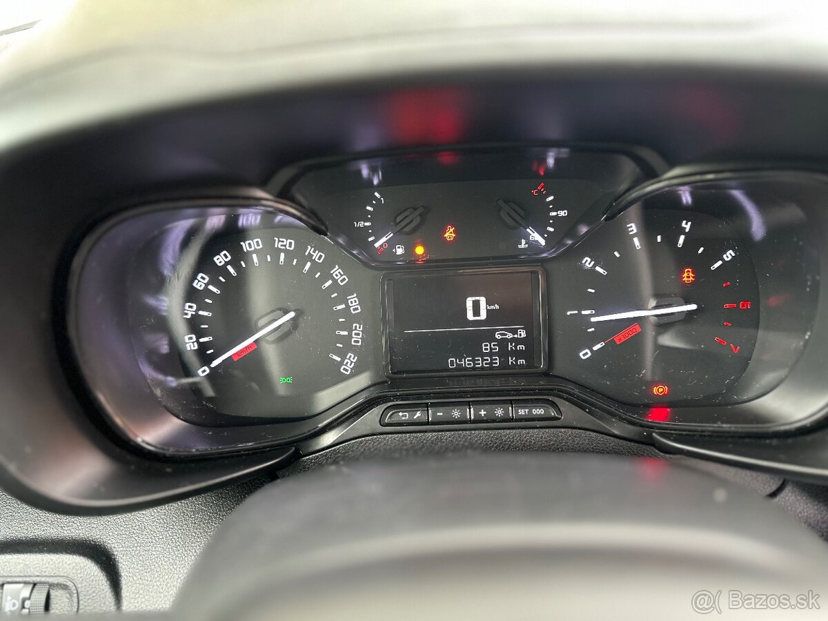 Toyota Proace City 1.5 Diesel Long - 12