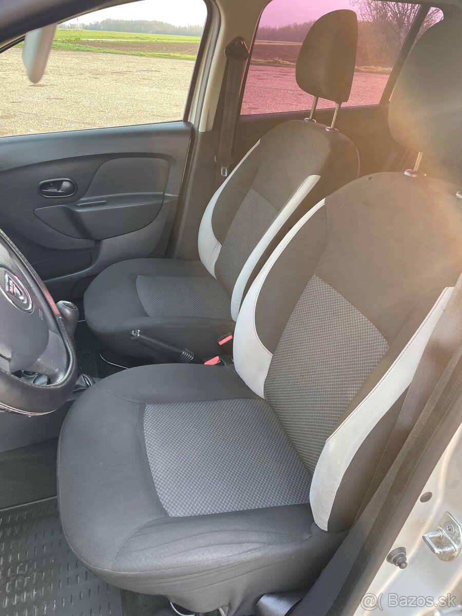 Dacia logan 0.9tce - 12