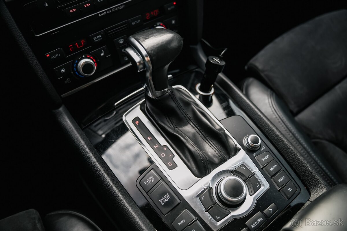 Audi Q7 4.2 TDI V8 Quattro Sline - 12