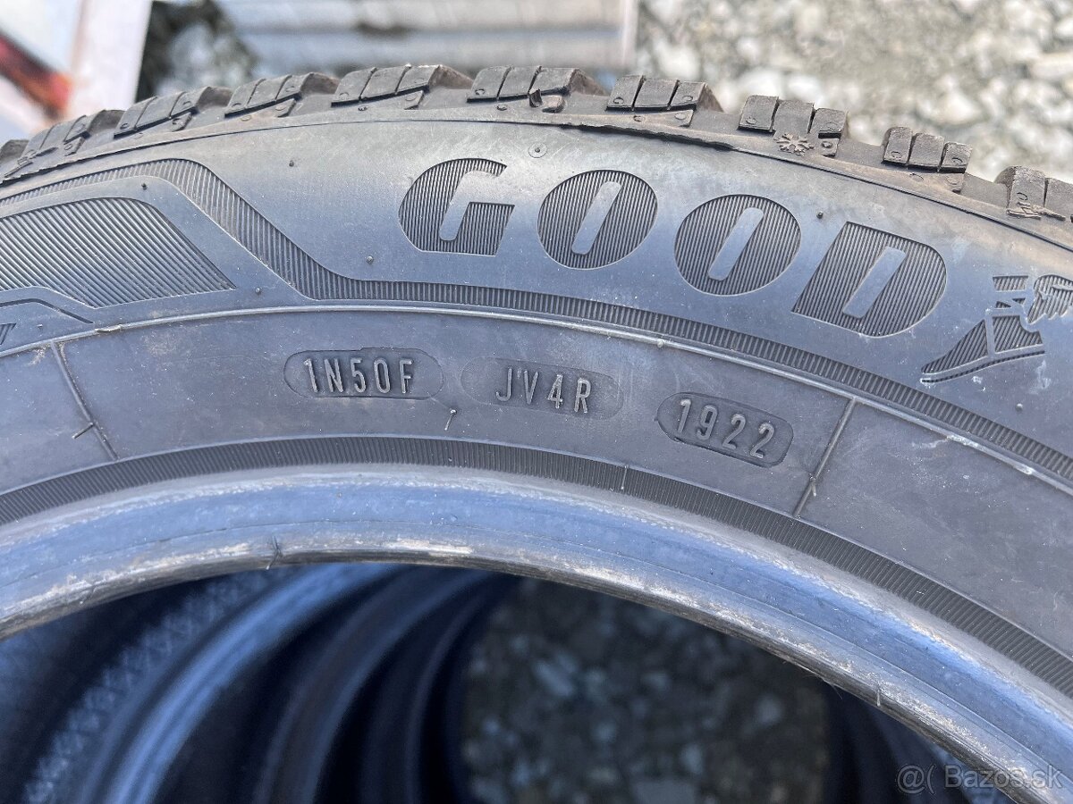 Zimne pneu sada 205/55 R16 - 12
