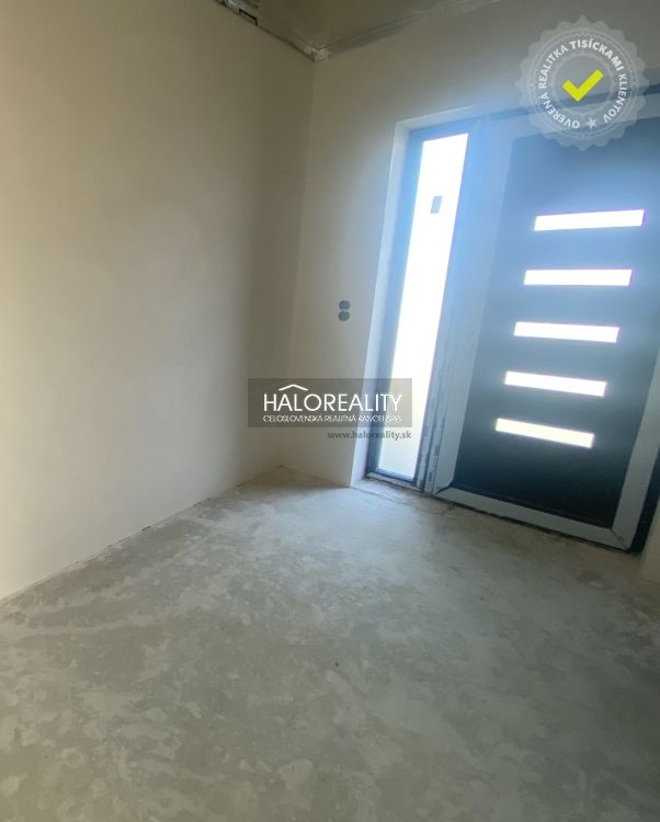 HALO reality - Predaj, rodinný dom Okružná, uvádzacia cena - - 12