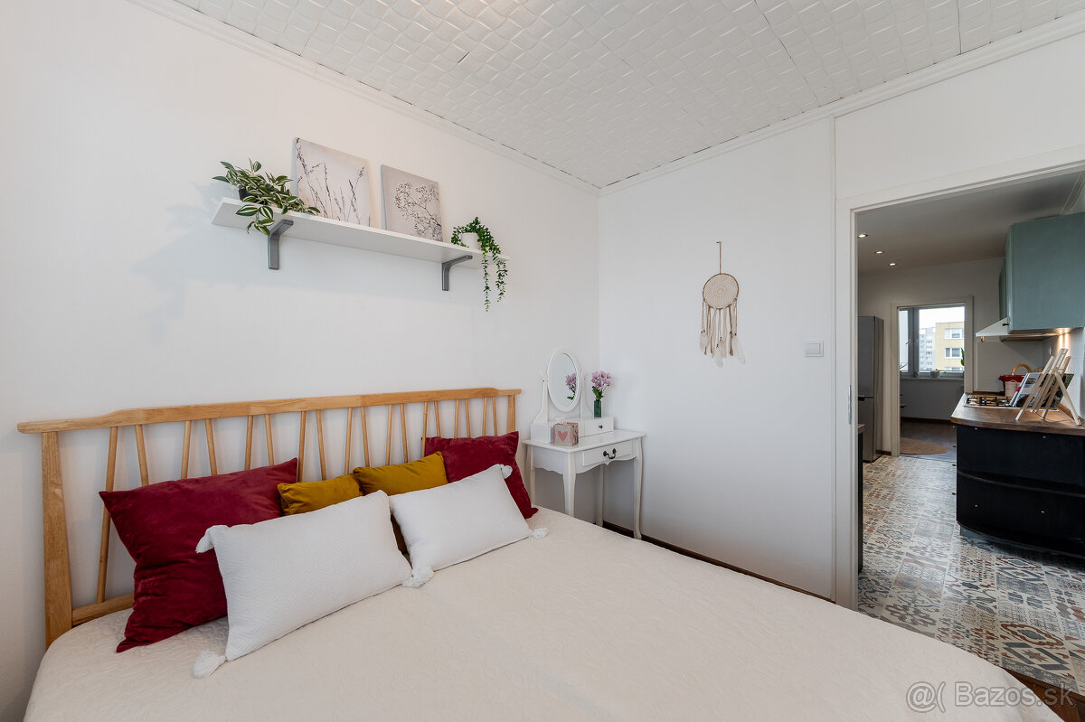 Na prenájom 3-izbový byt - Košice, Ružová ulica - 12