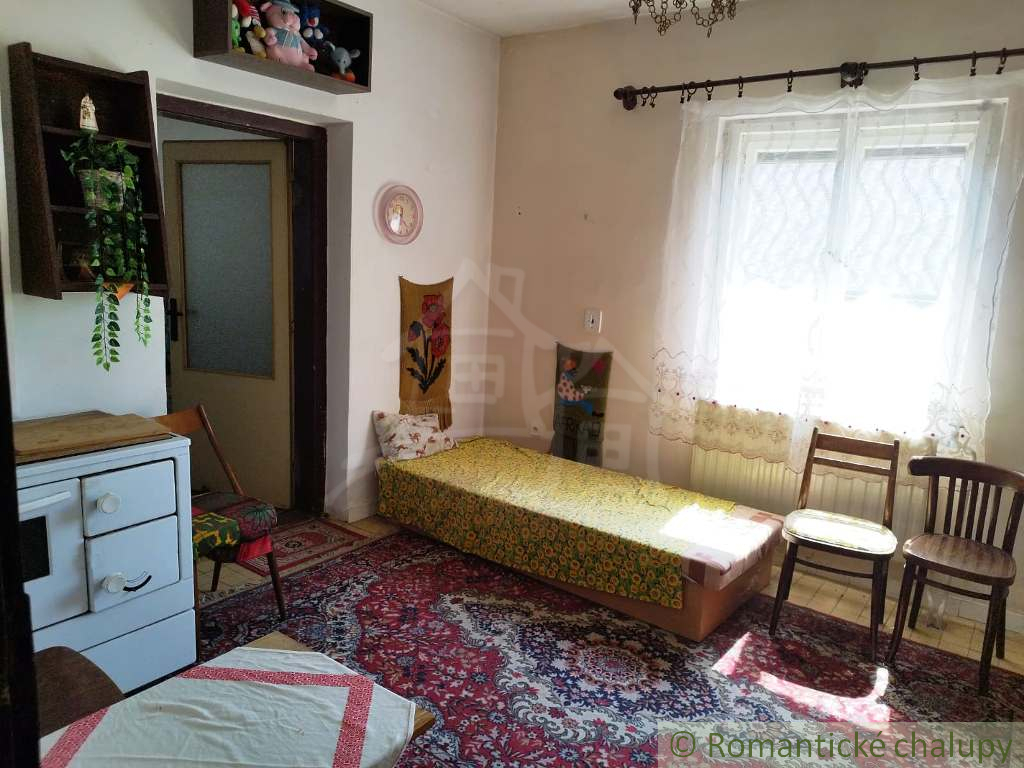 Priestranný dom s veľkou 1767 m² záhradou pre mladú rodinu - 12