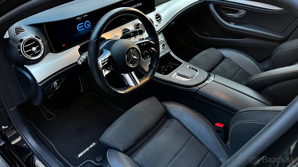 Mercedes-Benz E trieda Kombi 300DE AMG line - 12