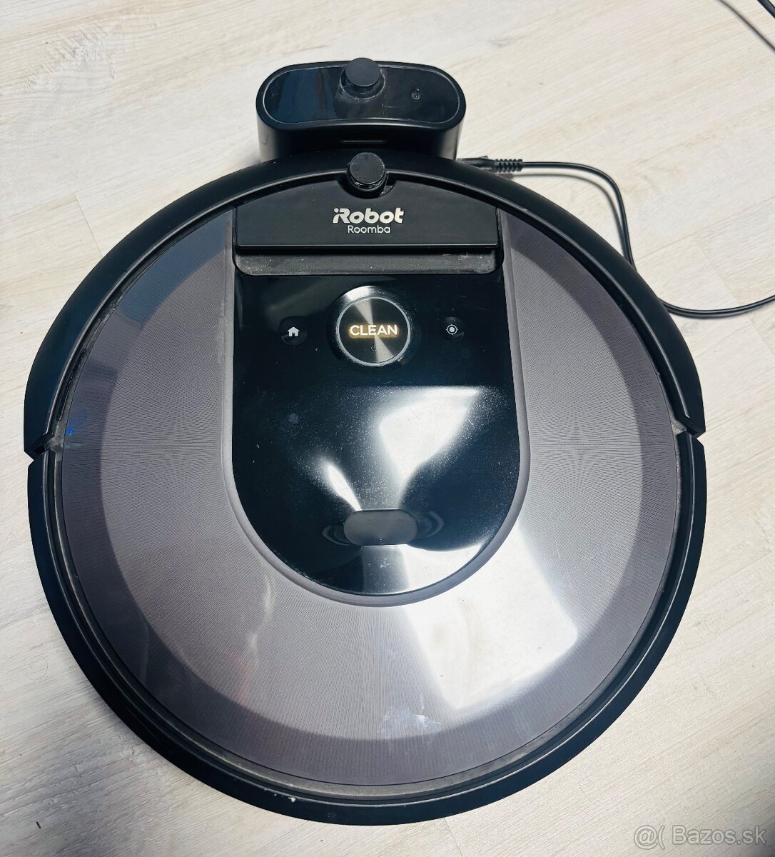 Roomba iRobot i7 - 12