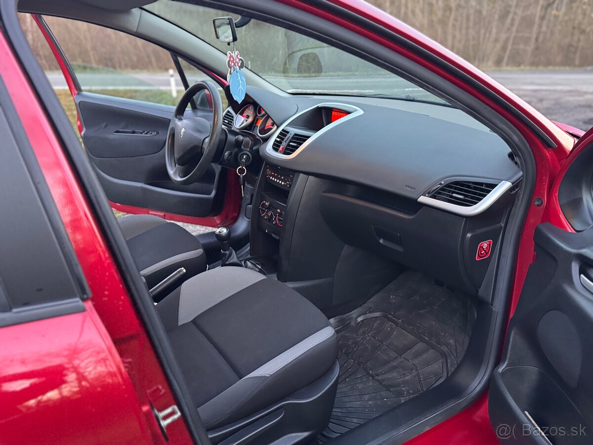 Peugeot 207 1.4 Benzin 2009 125 000km SK✅ - 12